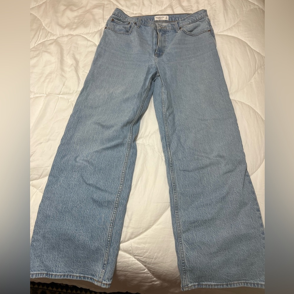 Abercrombie 90s relaxed jeans